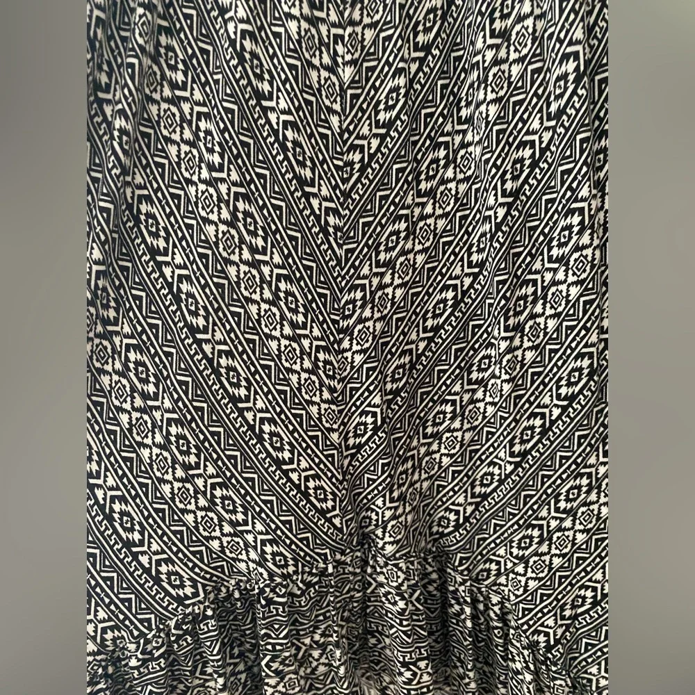 Express Ruffle High Low Maxi Dress - Picture 3 of 6